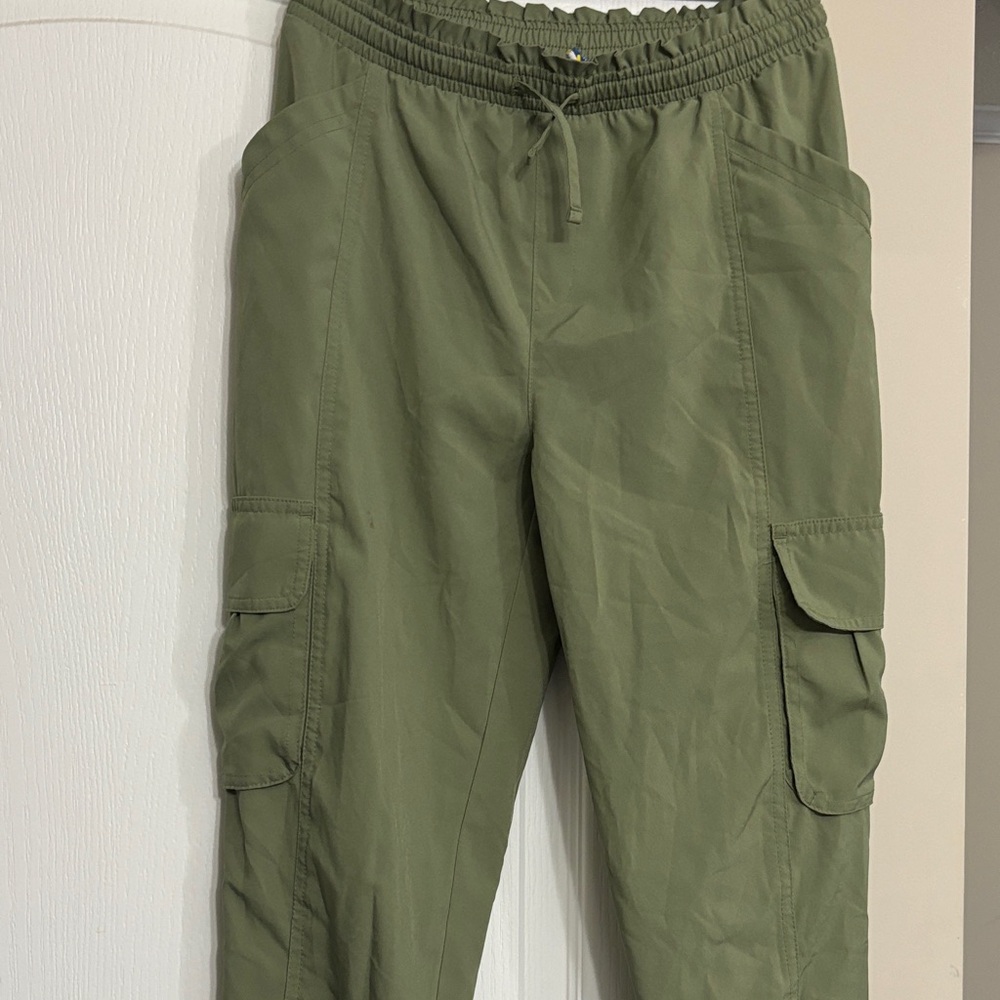 Old Navy Kids Olive Green Cargo Pants